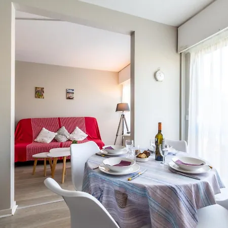 Apartment Le Maxime-2 By Interhome